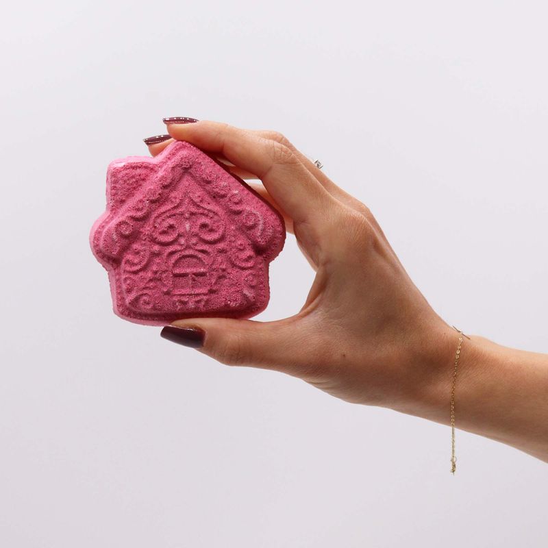 Gingerbread Town Christmas Bath Bomb Gift Pack - White Label