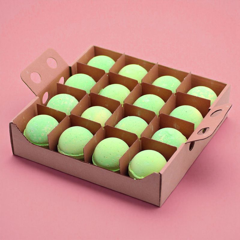 Peppermint & Tea Tree Bath Bomb 180g - White Label
