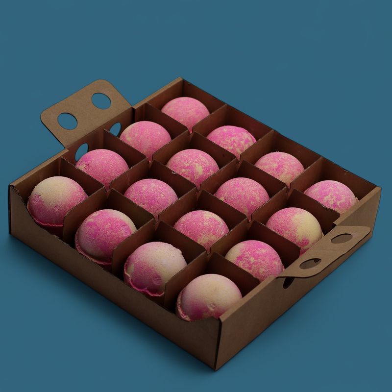 Pink Lemonade Bath Bomb 180g - White Label