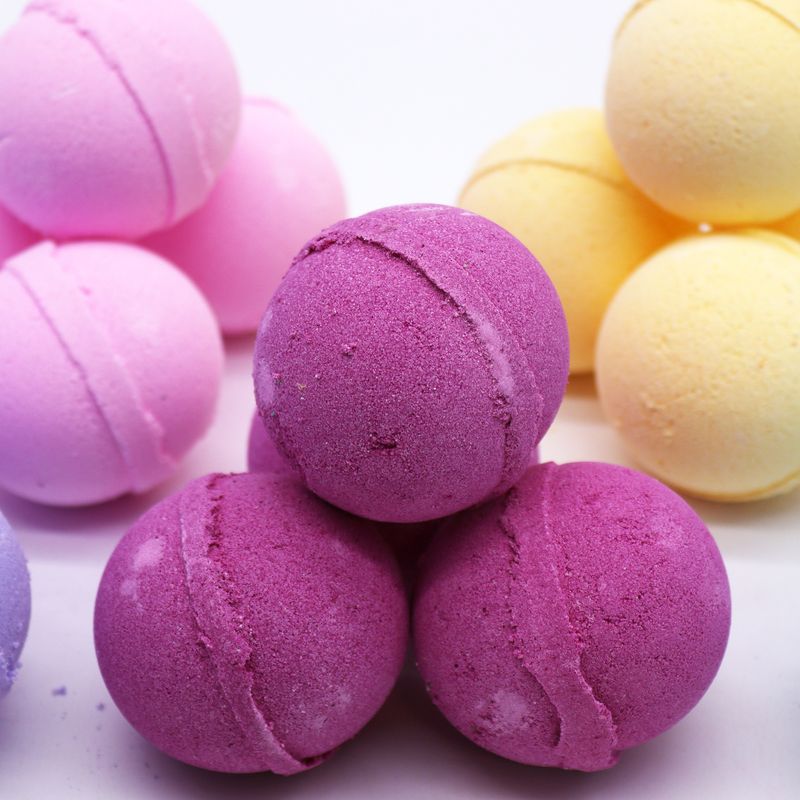 Essential Oil Bath Bomb - Ylang Ylang & Ginger - White Label