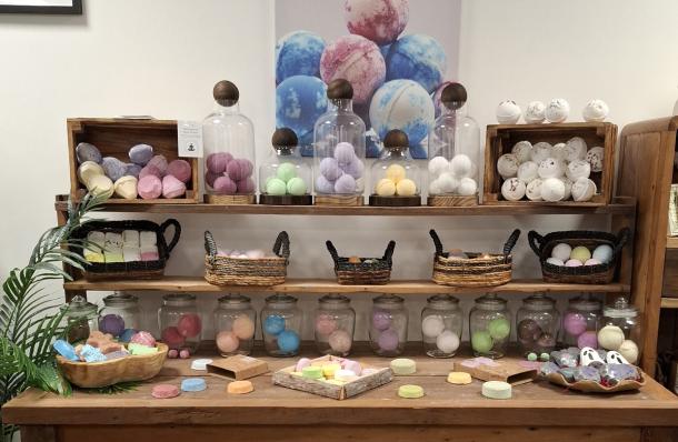 Display Showroom AW Aromatics