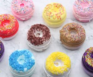 https://www.aw-aromatics.com/donut