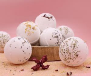 White Label Himalayan Bath Bombs